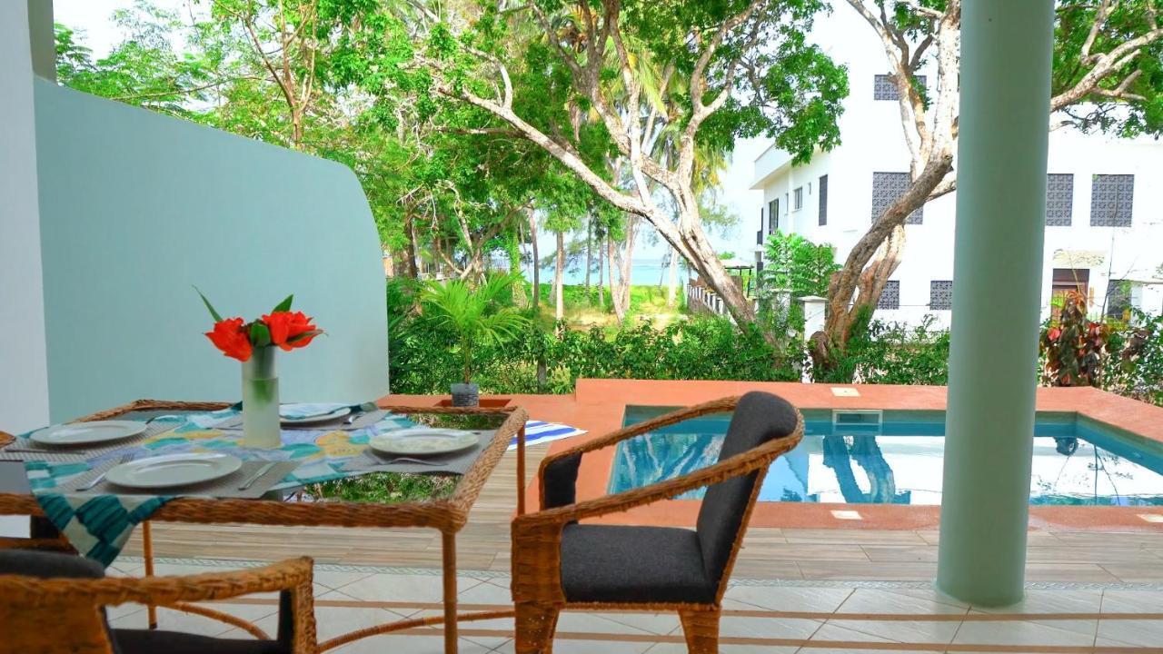 The Pool House & The Colobus House, Bella Seaview, Diani Beach, Kenya Eksteriør billede